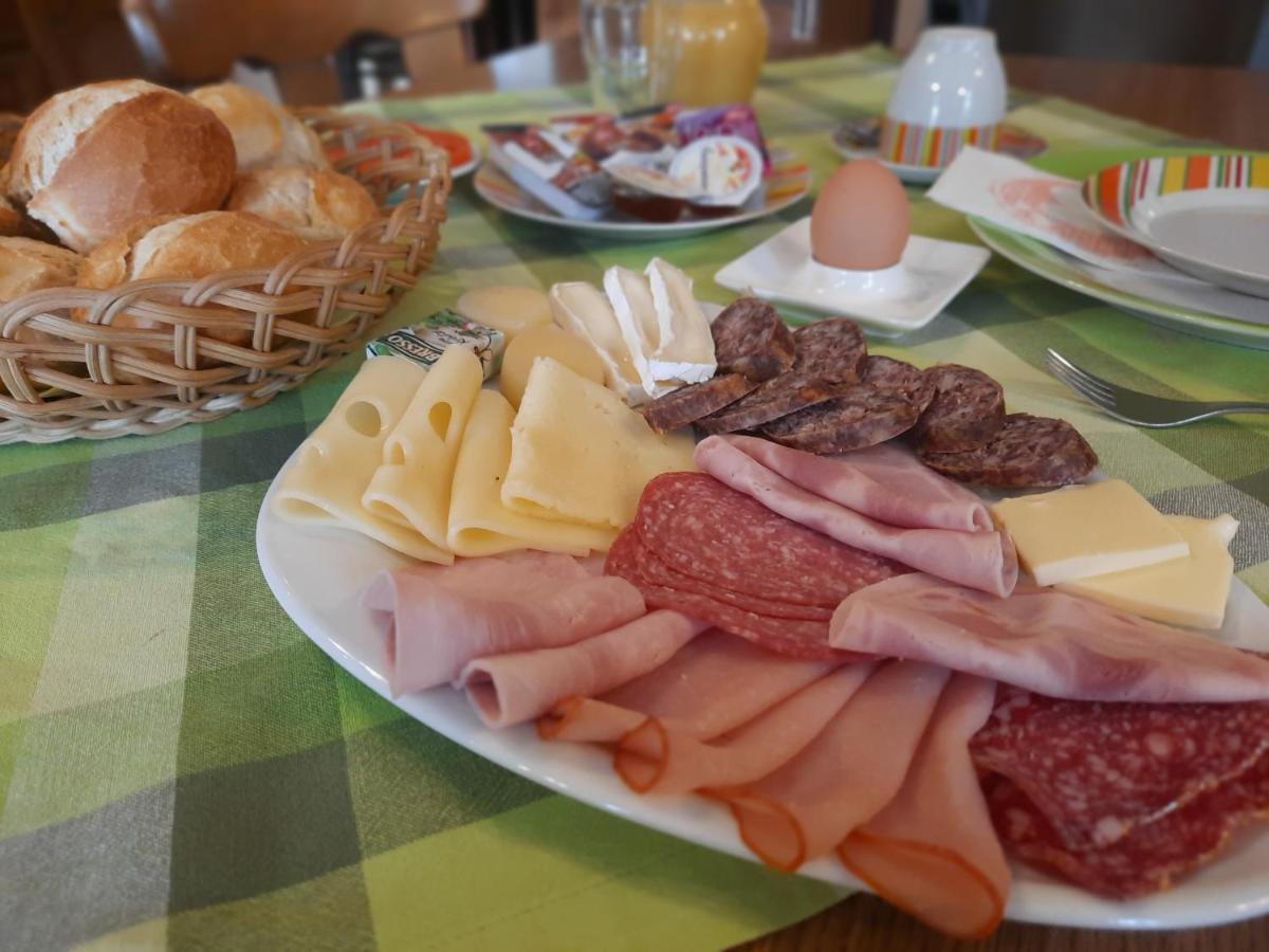 Gasthof Zur Linde Pausa Exteriör bild